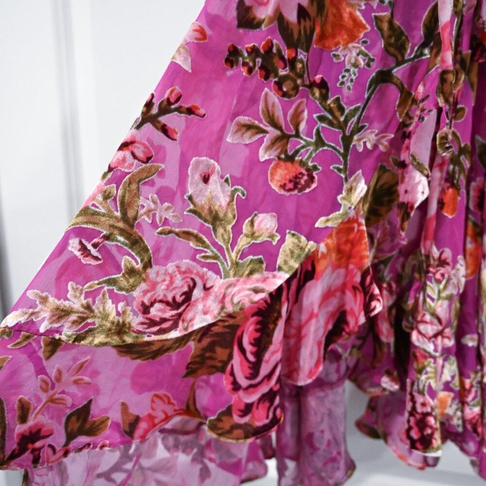 Introvertie Vienna Alice Mini Lady Rose Wrap Dress in Size Medium NWT - Picture 4 of 11